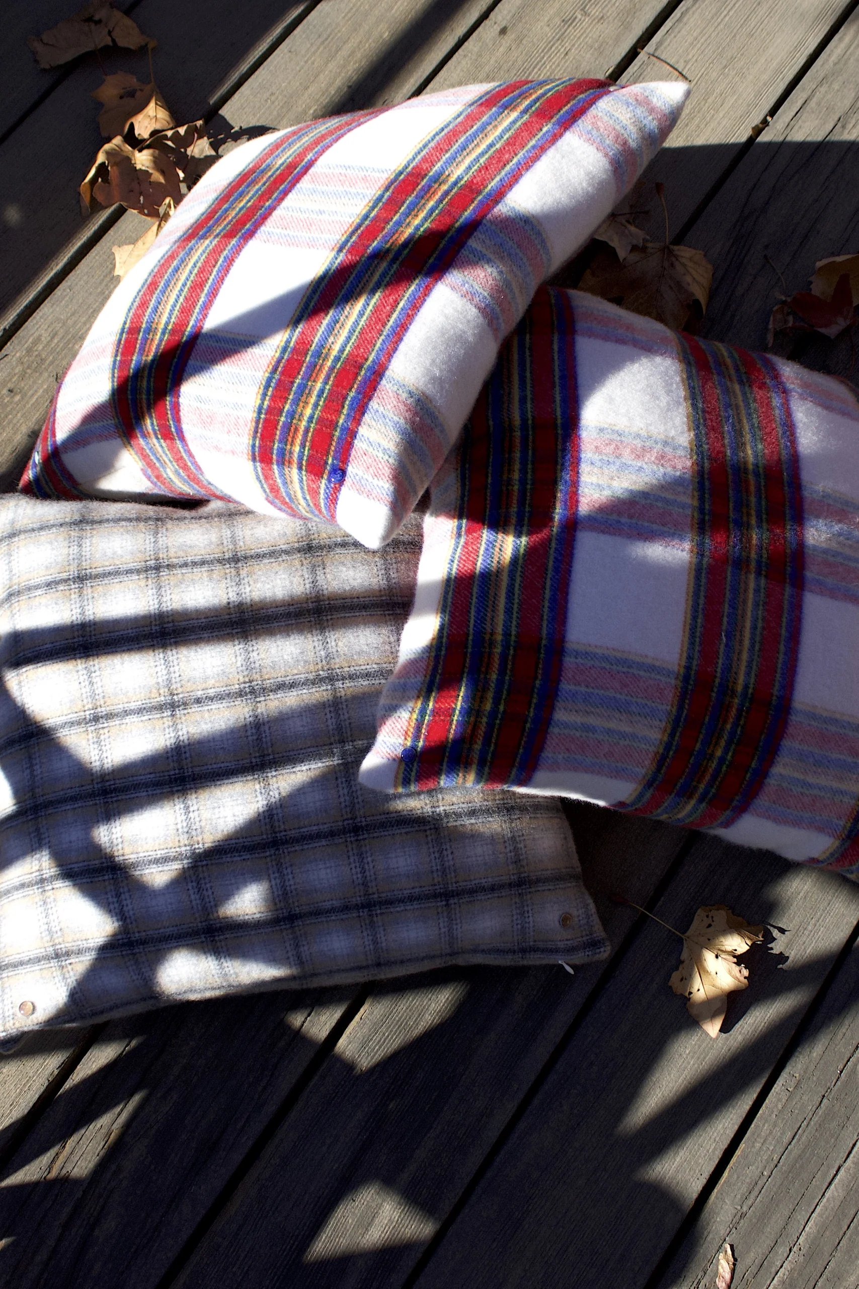 Bright Grampy Tartan Cashmere Pillow - Image 5