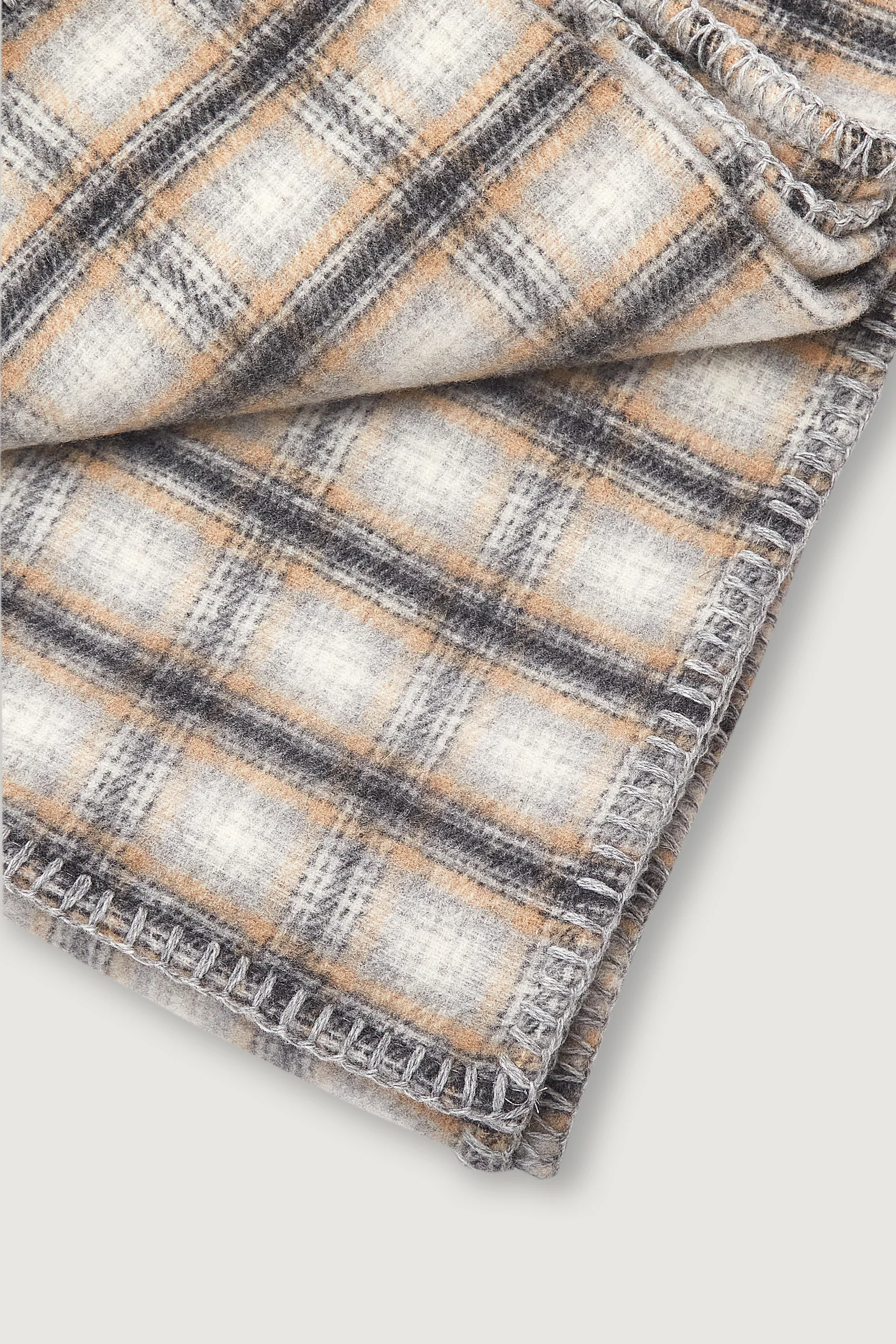 Elegant Neutral Tartan Cashmere Blanket - Image 3