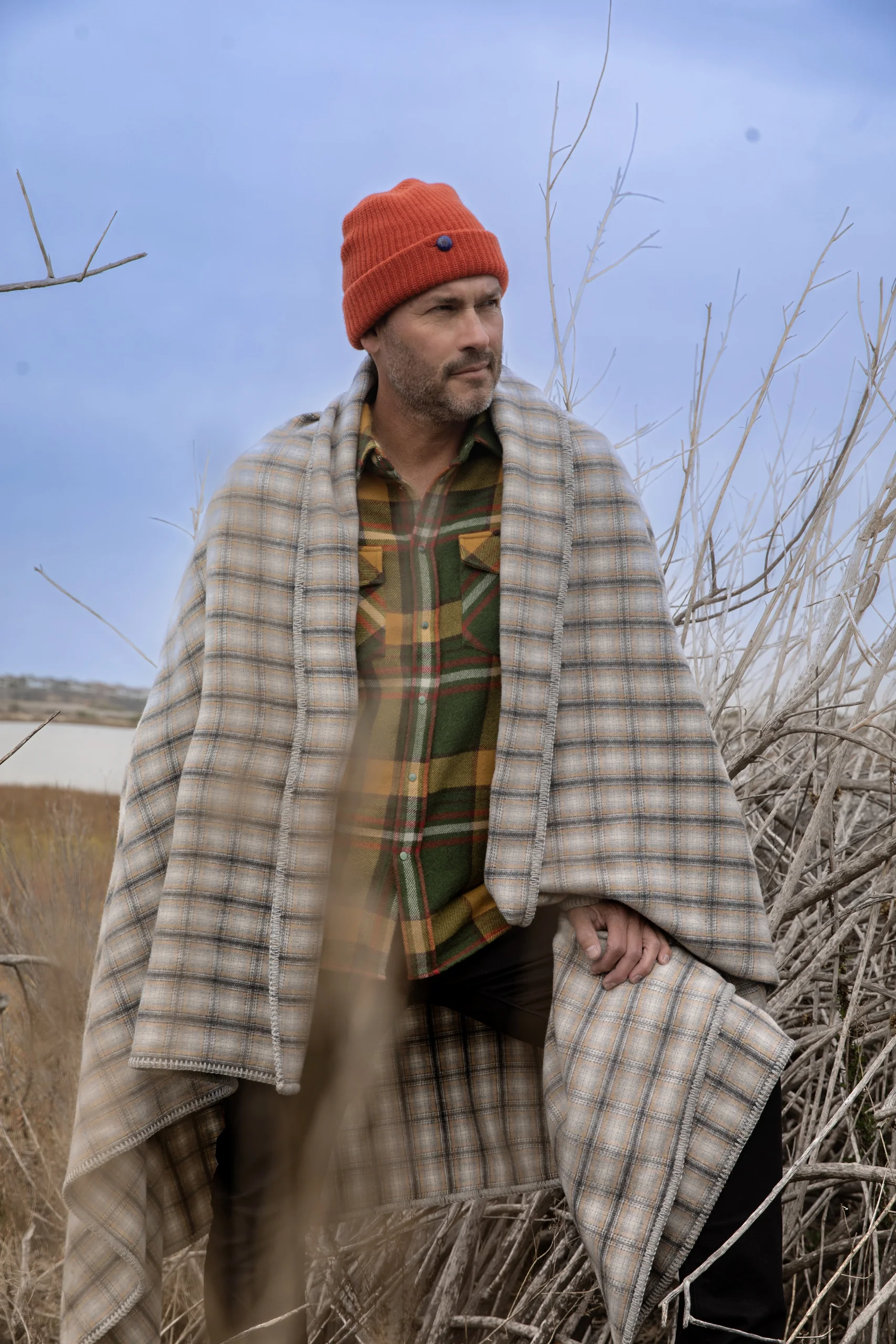 Elegant Neutral Tartan Cashmere Blanket - Image 6