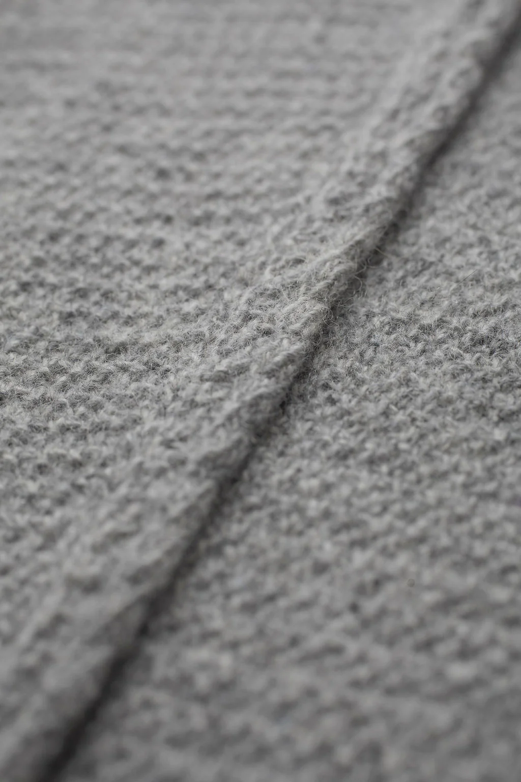 Heather Grey Signature Knit Cashmere T-Shirt - Image 4