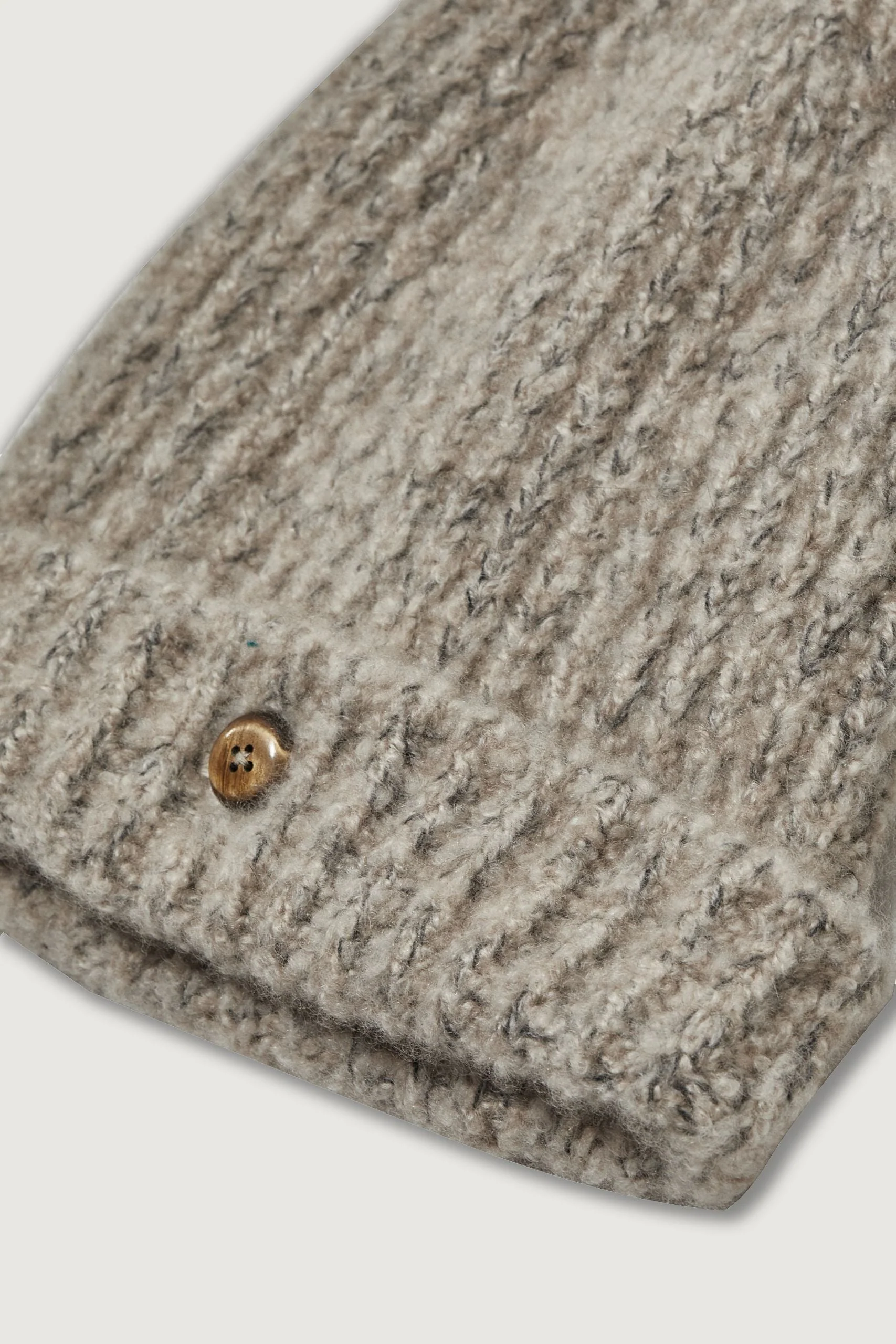 Neutral Cashmere Beanie - Image 3